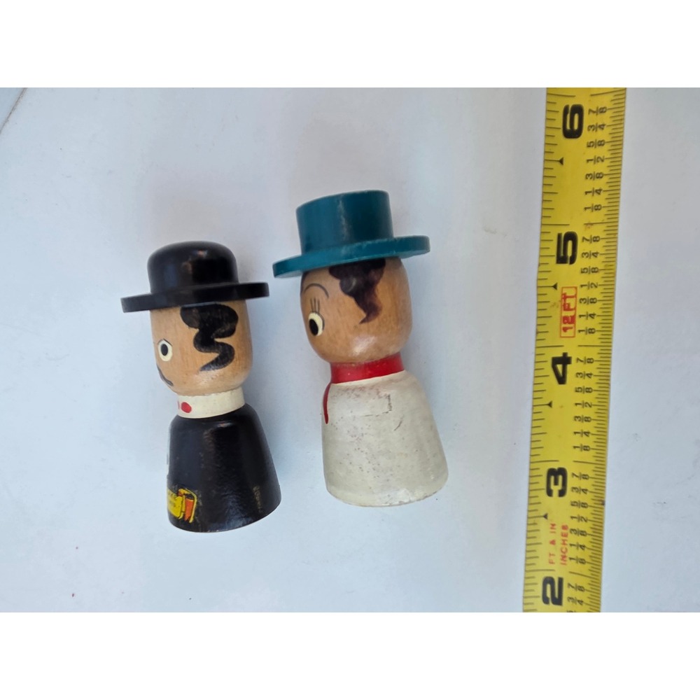 Vintage Devils Lake State Park WI Wooden Salt Pepper Shakers Souvenir Peg Dolls - Picture 4 of 6